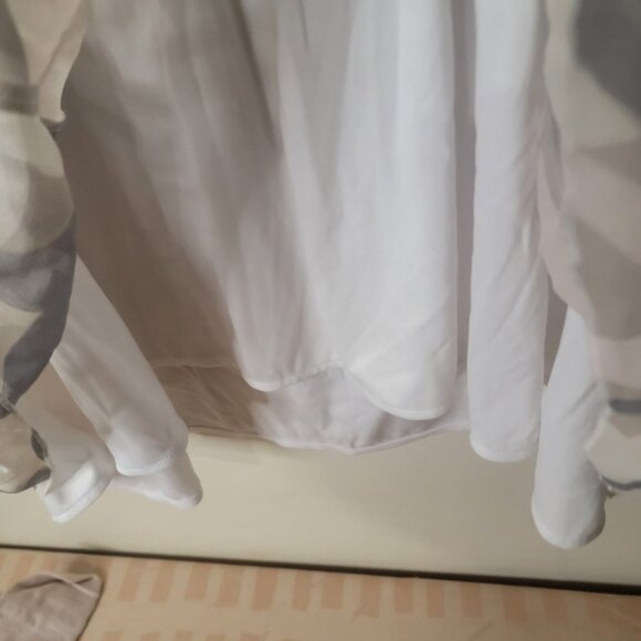 Kensie Flowy Lined Tunic - Picture 5 of 6